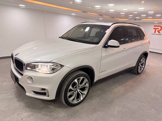 BMW X5 3.0 4X4 30D I6 TURBO DIESEL 4P AUTOMÁTICO BMW X5 3.0 4X4 30D I6 TURBO DIESEL 4P AUTOMÁTICO